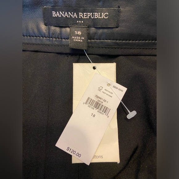 Banana Republic Black VEGAN LEATHER MIDI SKIRT  Size 18 NWT New $120 - Picture 8 of 9